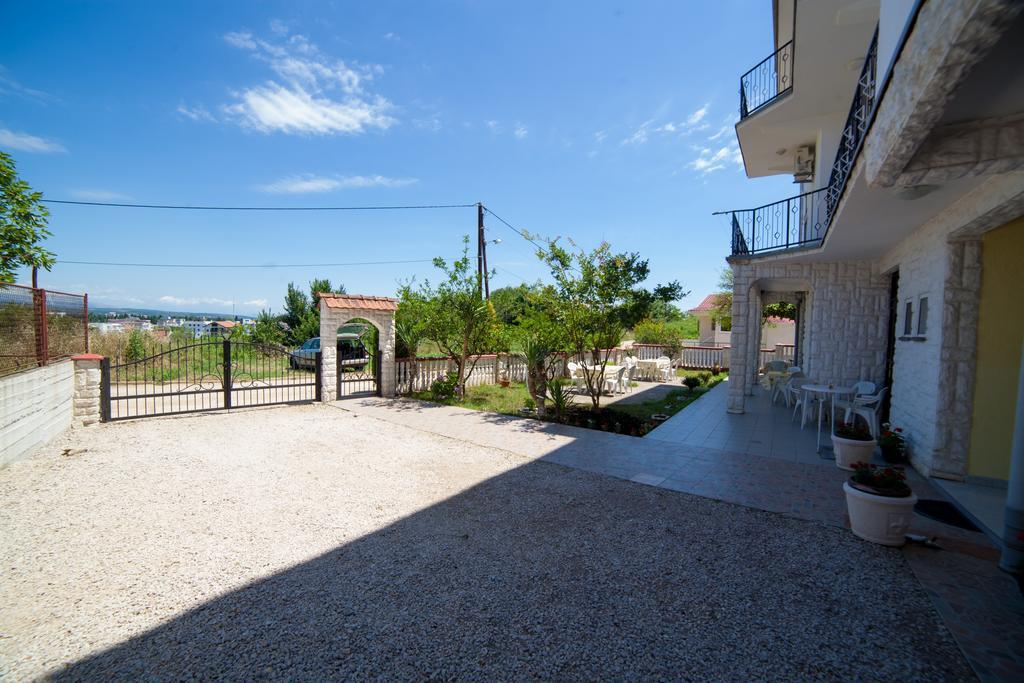 Guest House Aldin Ulcinj Exterior photo