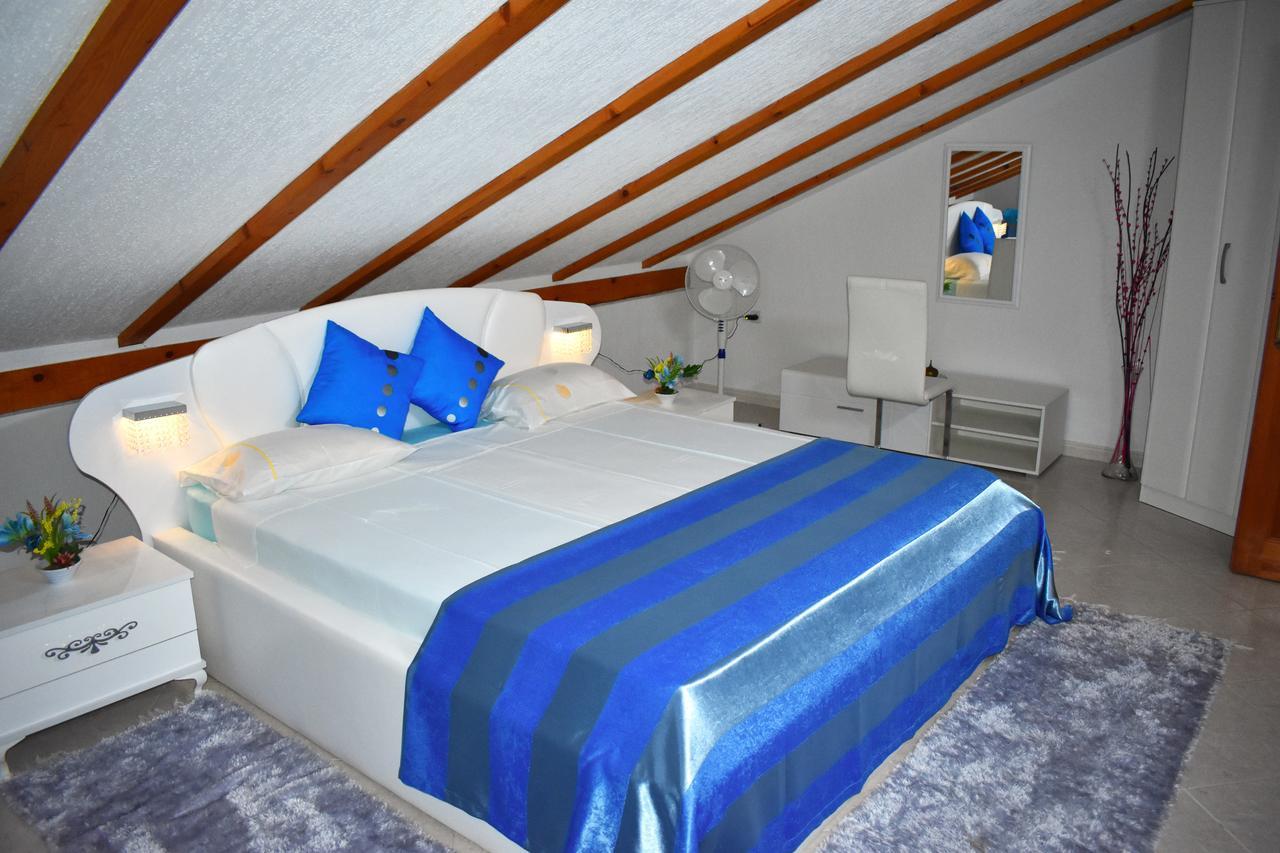 Guest House Aldin Ulcinj Exterior photo